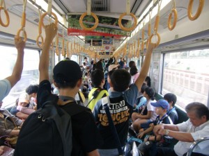 [  西明石駅までは普通電車で移動  ]