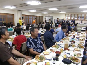 楽しい夕食・いただきます！　